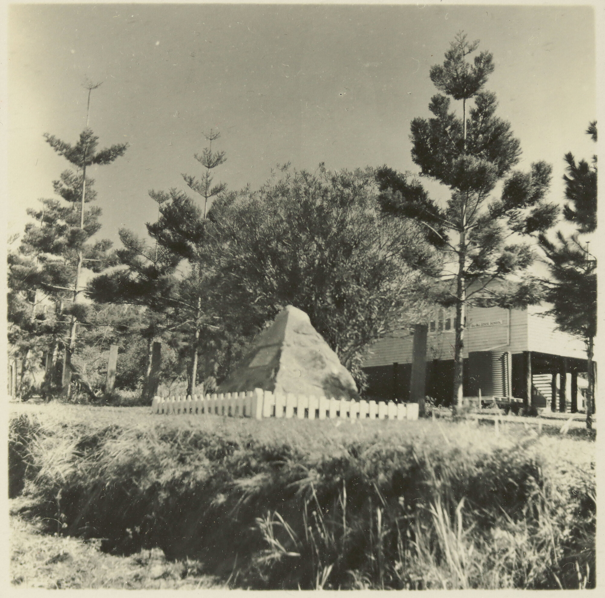 Commemorative Cairn, Bli Bli State School