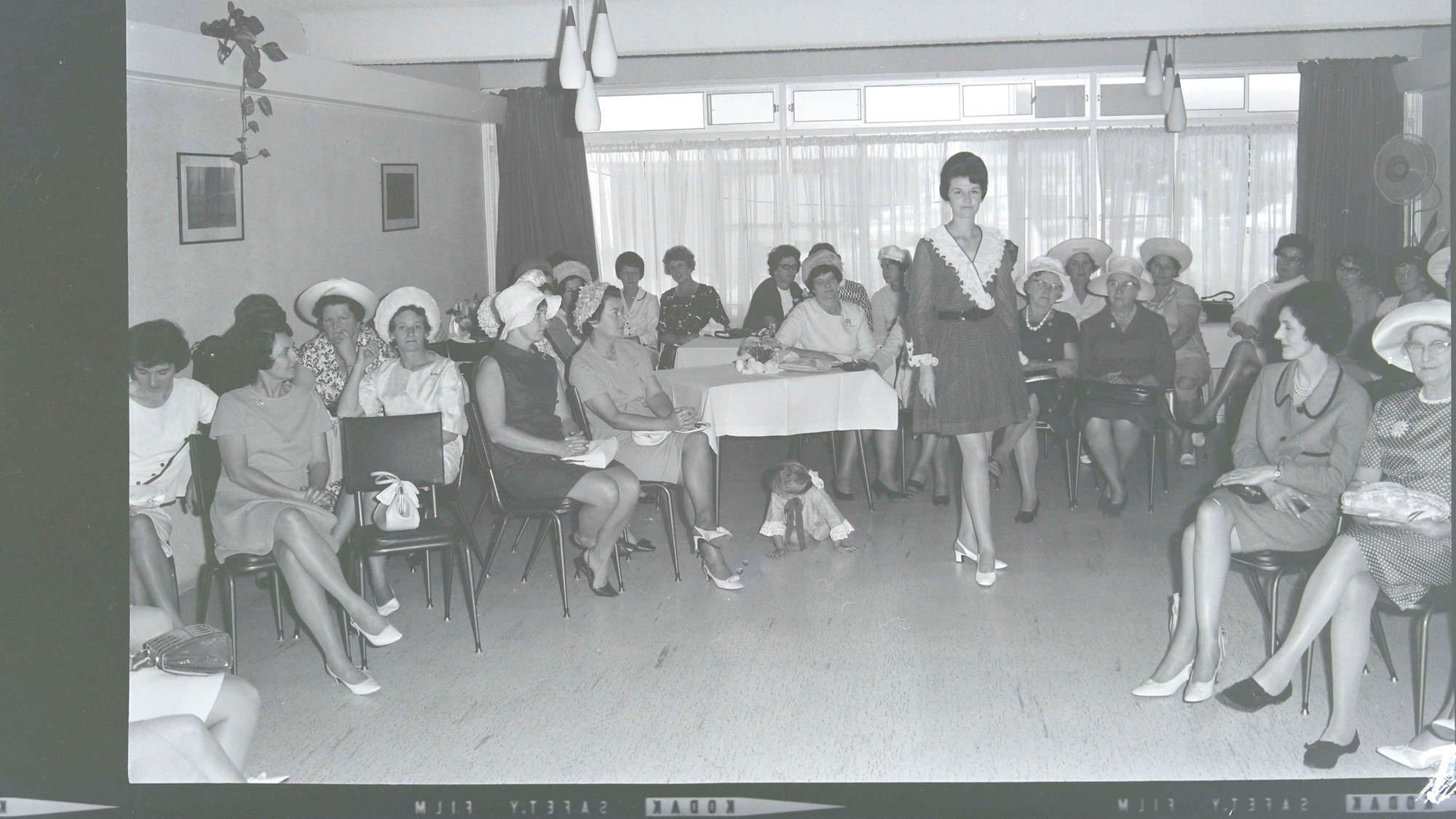 #53 - Fashion Parade - 1968