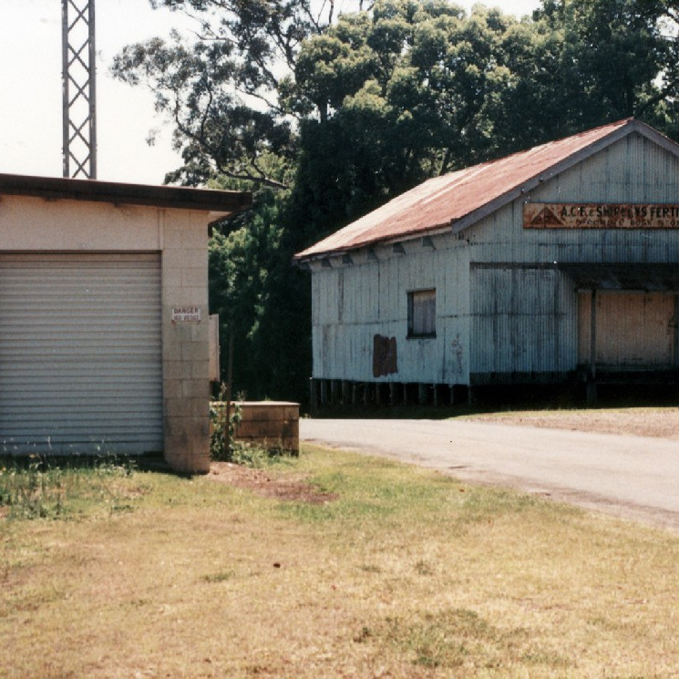 Woombye