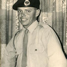 Les Purcell in 6RAR gear