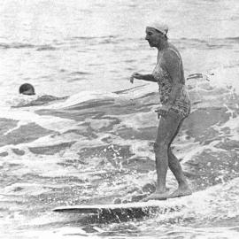Ma Bendall surfing, Caloundra